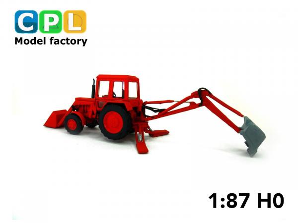 Traktorbagger MTS-82 Frontlader – rot Arbeitsstellung Arm unten